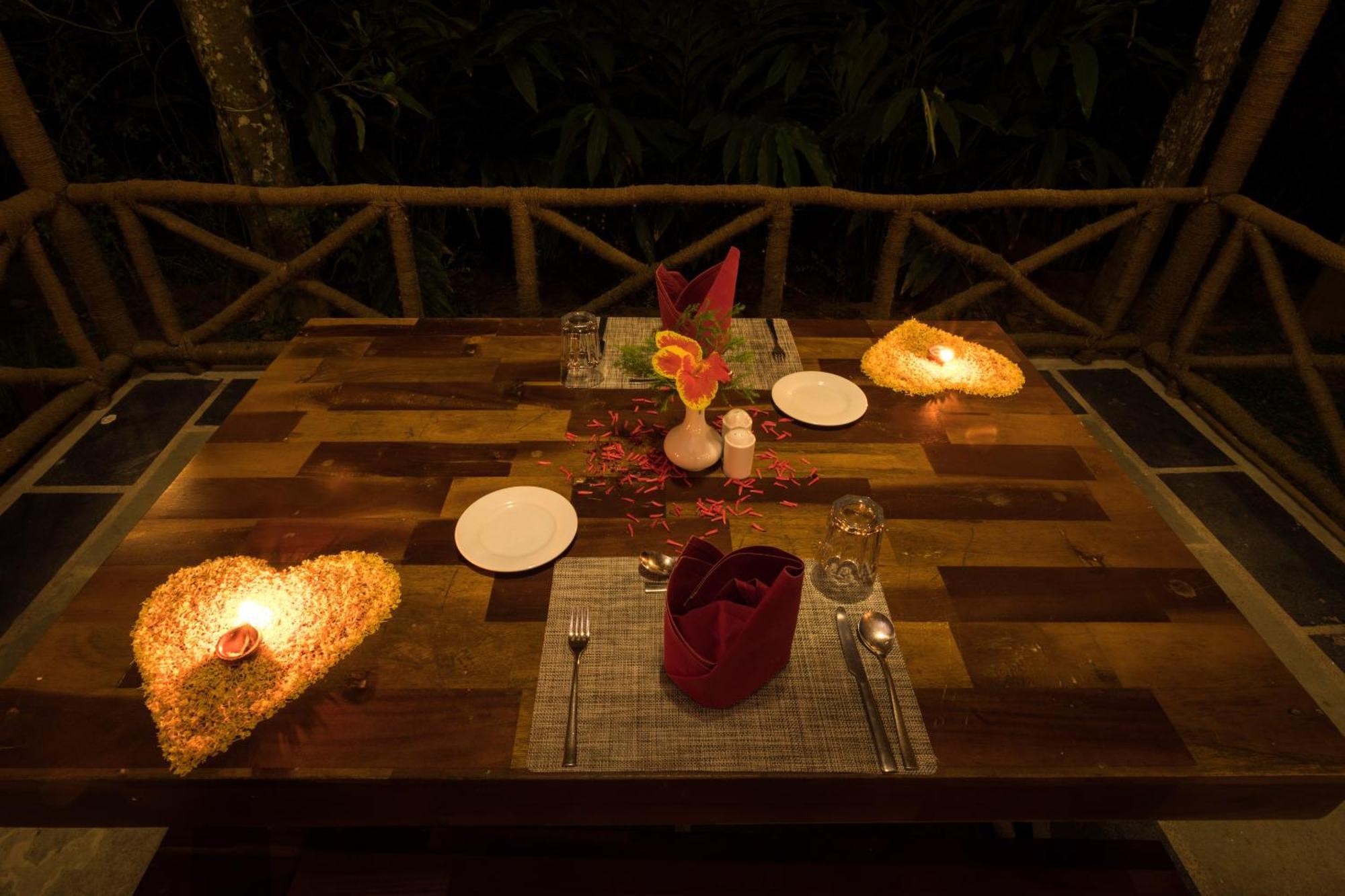 The Mountain Courtyard 5* Thekkady