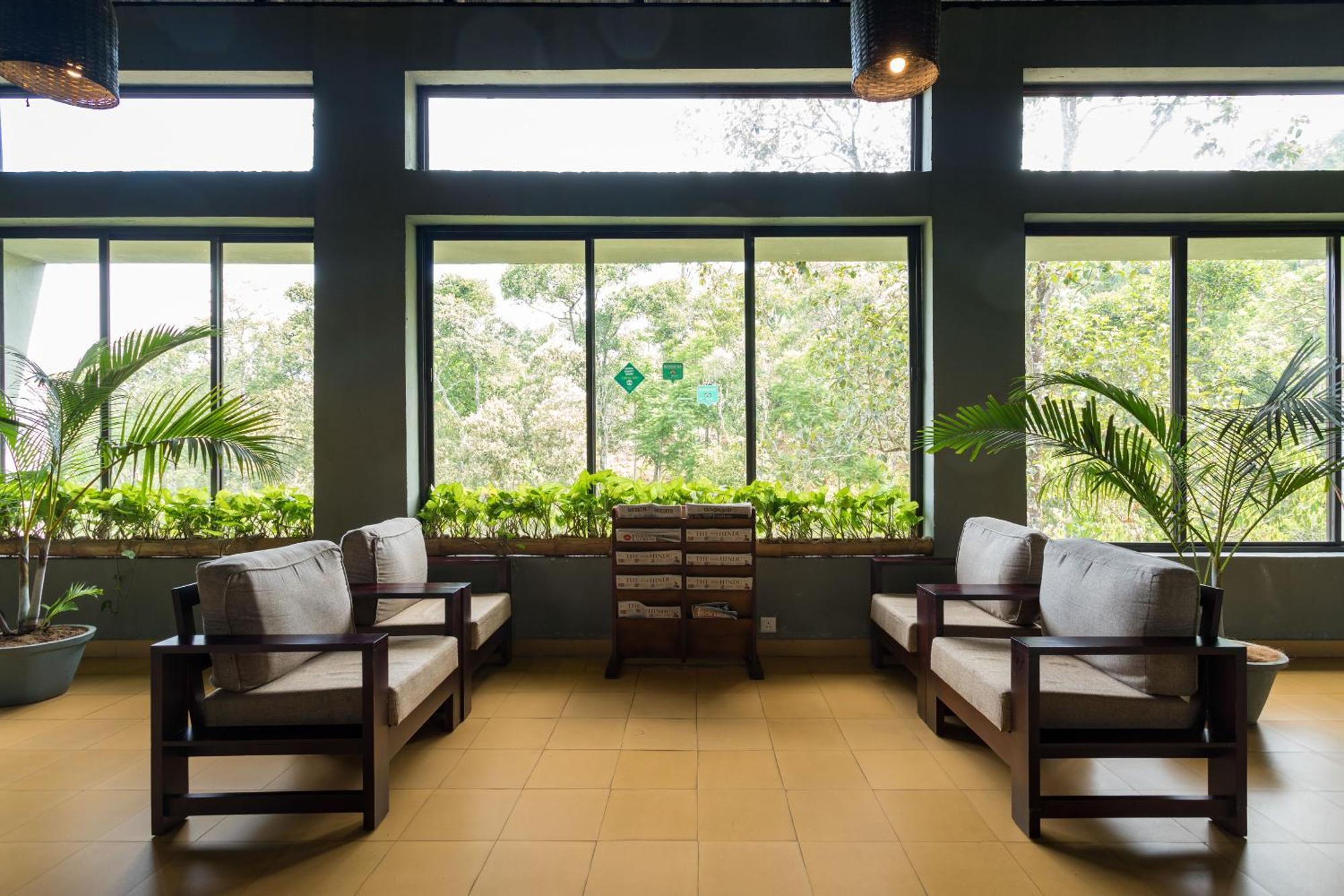 The Mountain Courtyard Thekkady