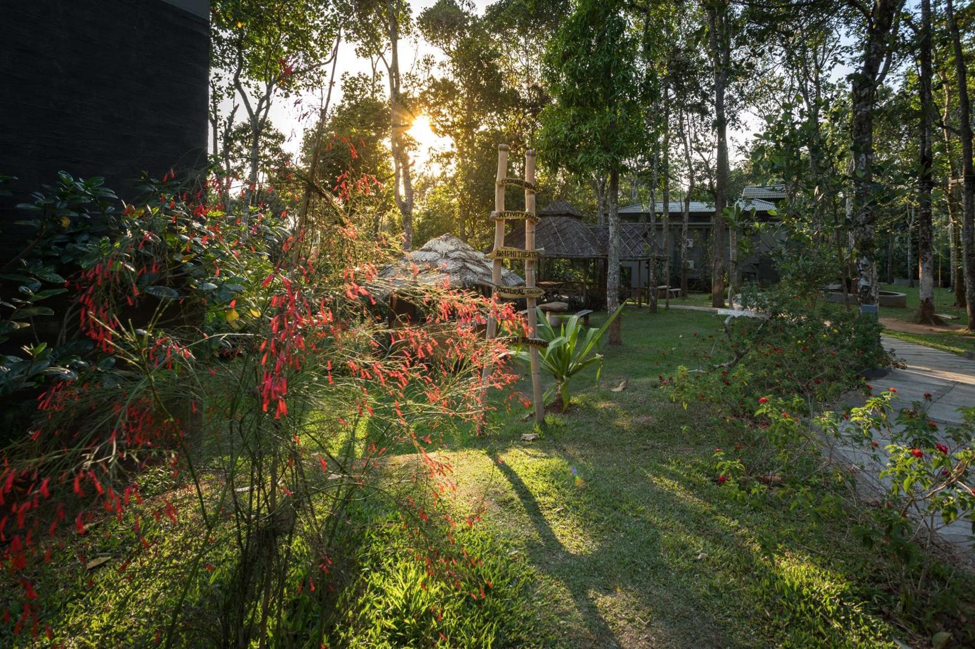 The Mountain Courtyard 5*